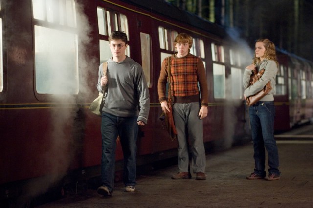 Harry Potter ve Zümrüdüanka Yoldaşlığı Fotoğrafları 22