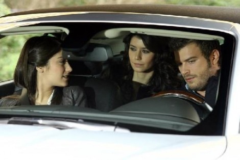 Aşk-ı Memnu Fotoğrafı