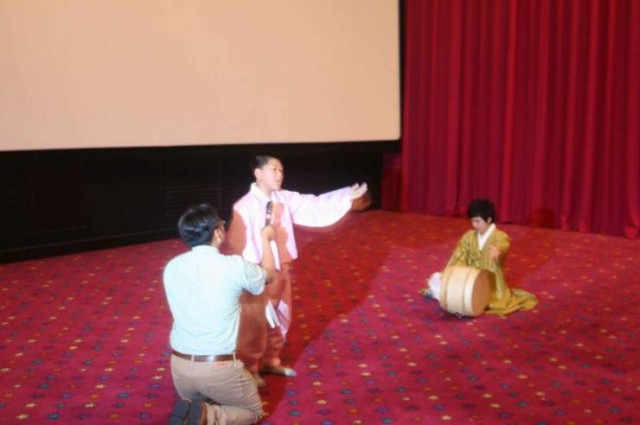 Lineage Of The Voice fotoğrafı