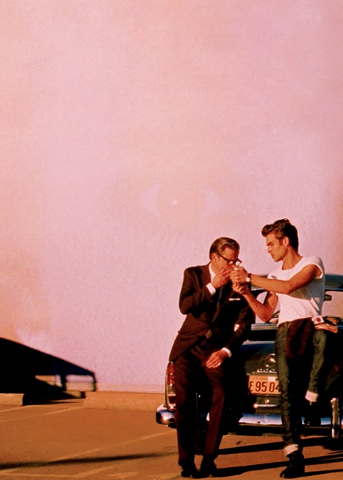 Tek Başına Bir Adam Fotoğrafı