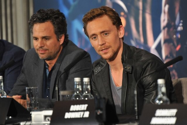 Yenilmezler Fotoğrafı