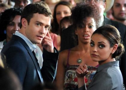 Arkadaştan Öte Fotoğrafı