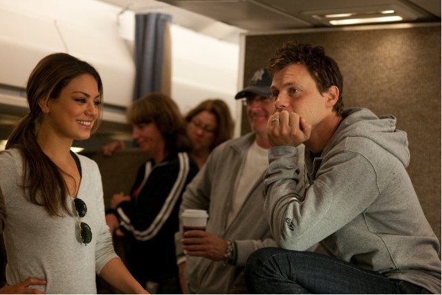 Arkadaştan Öte Fotoğrafı