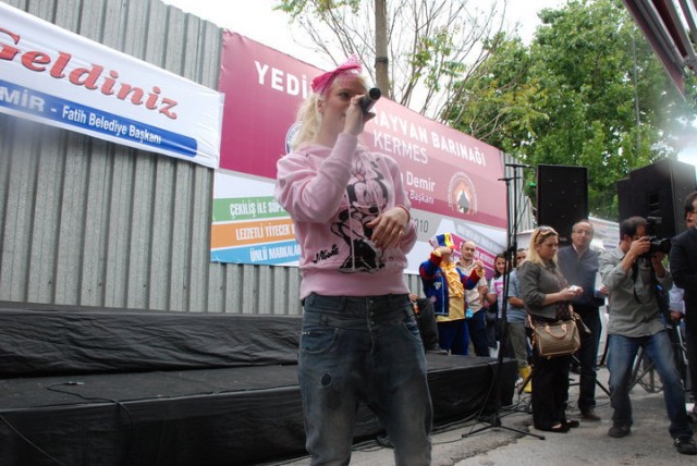 Evcilik Oyunu Fotoğrafı