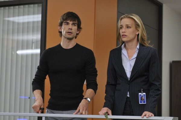 Covert Affairs Fotoğrafları 117