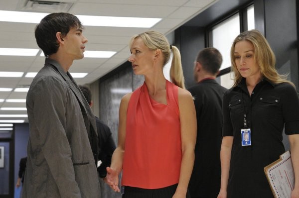 Covert Affairs Fotoğrafları 30