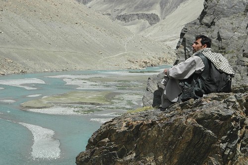 Sweetest Embrace: Return To Afghanistan fotoğrafı
