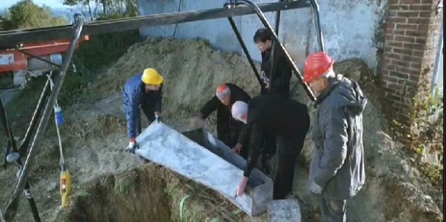 Üçüncü Anne Fotoğrafı