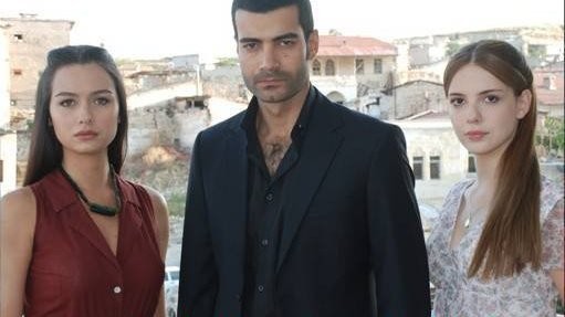 Yer Gök Aşk Fotoğrafı