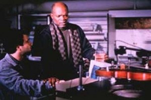 Kırmızı Keman fotoğrafı