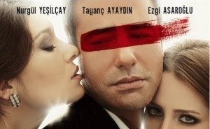 Aşk Kırmızı Hakkında Herşey